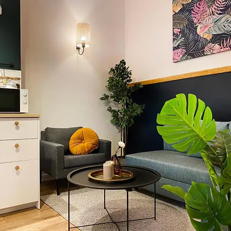 Charming Apartment, Wawel & Old Town Krakow-3