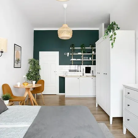 Charming Apartment, Wawel & Old Town Krakow-2